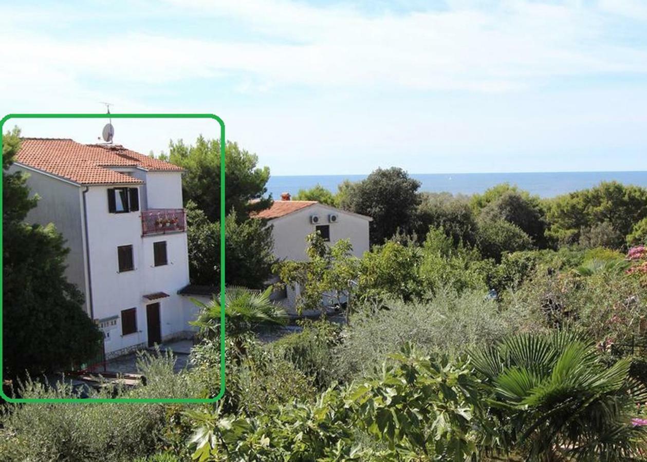 Apartmen Relax 200 M T Beach Rovinj Zewnętrze zdjęcie