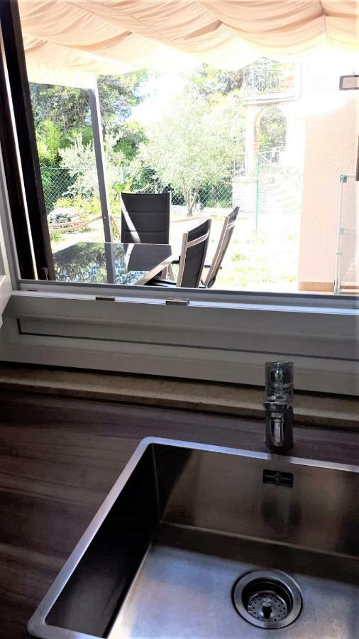 Apartmen Relax 200 M T Beach Rovinj Zewnętrze zdjęcie